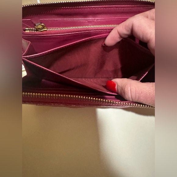Prada Soft Calf Quilted Raspberry Zippy Wallet - Picture 9 of 16